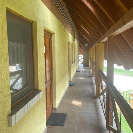 Pitypang Apartman Gyula Dış mekan fotoğraf
